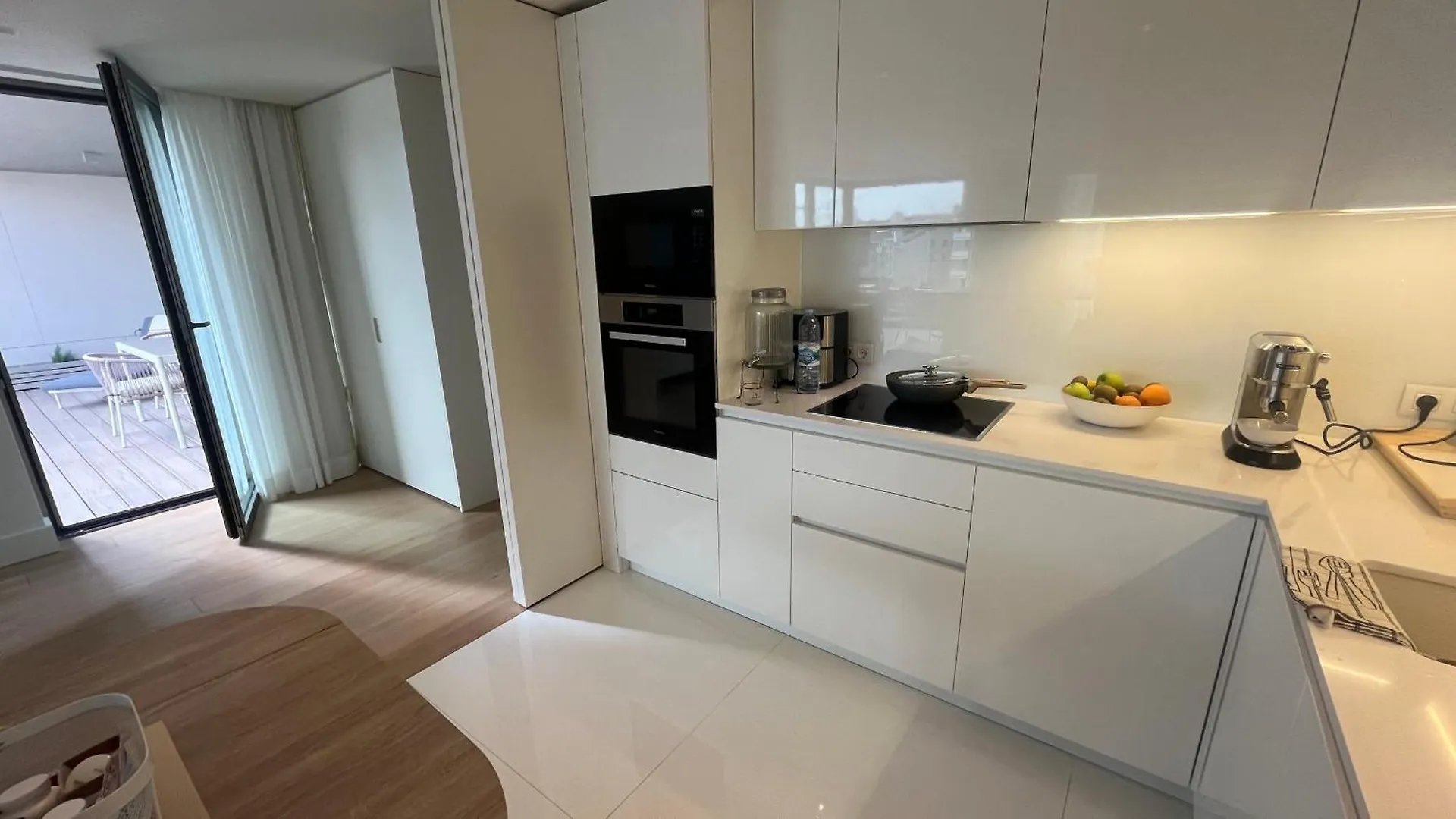 Luxurious 2 Bedrooms Home With Amenities In Lisbon Center