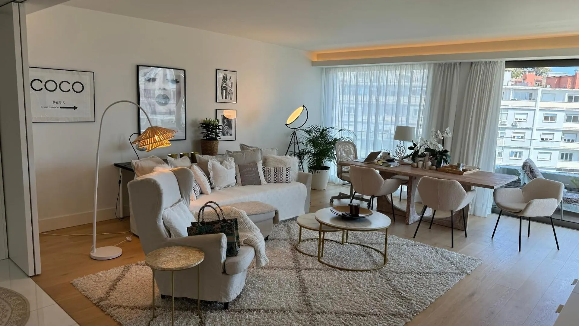 Luxurious 2 Bedrooms Home With Amenities In Lisbon Center