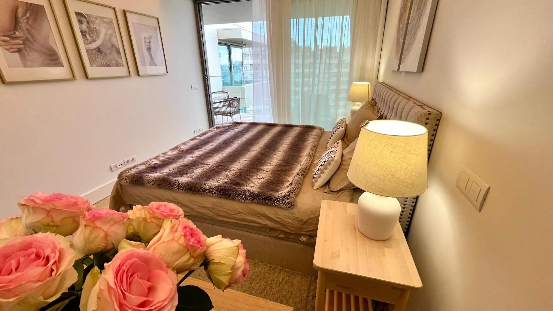 Apartment Luxurious 2 Bedrooms Home With Amenities In Lisbon Center