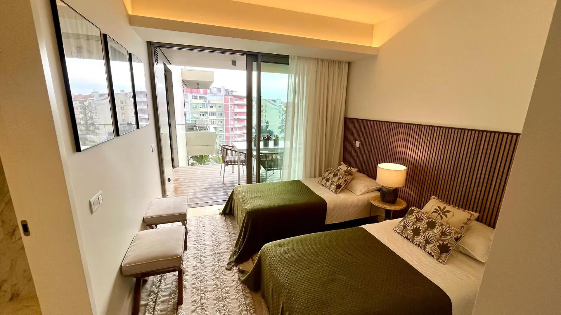 Apartment Luxurious 2 Bedrooms Home With Amenities In Lisbon Center